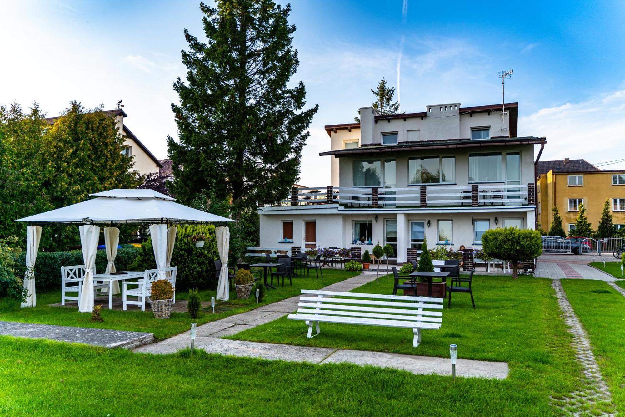 Avista Mielno Hotel Unieście Exterior foto